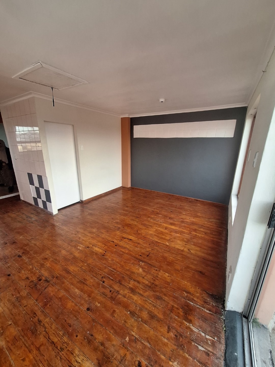 To Let 2 Bedroom Property for Rent in Lotus River Western Cape